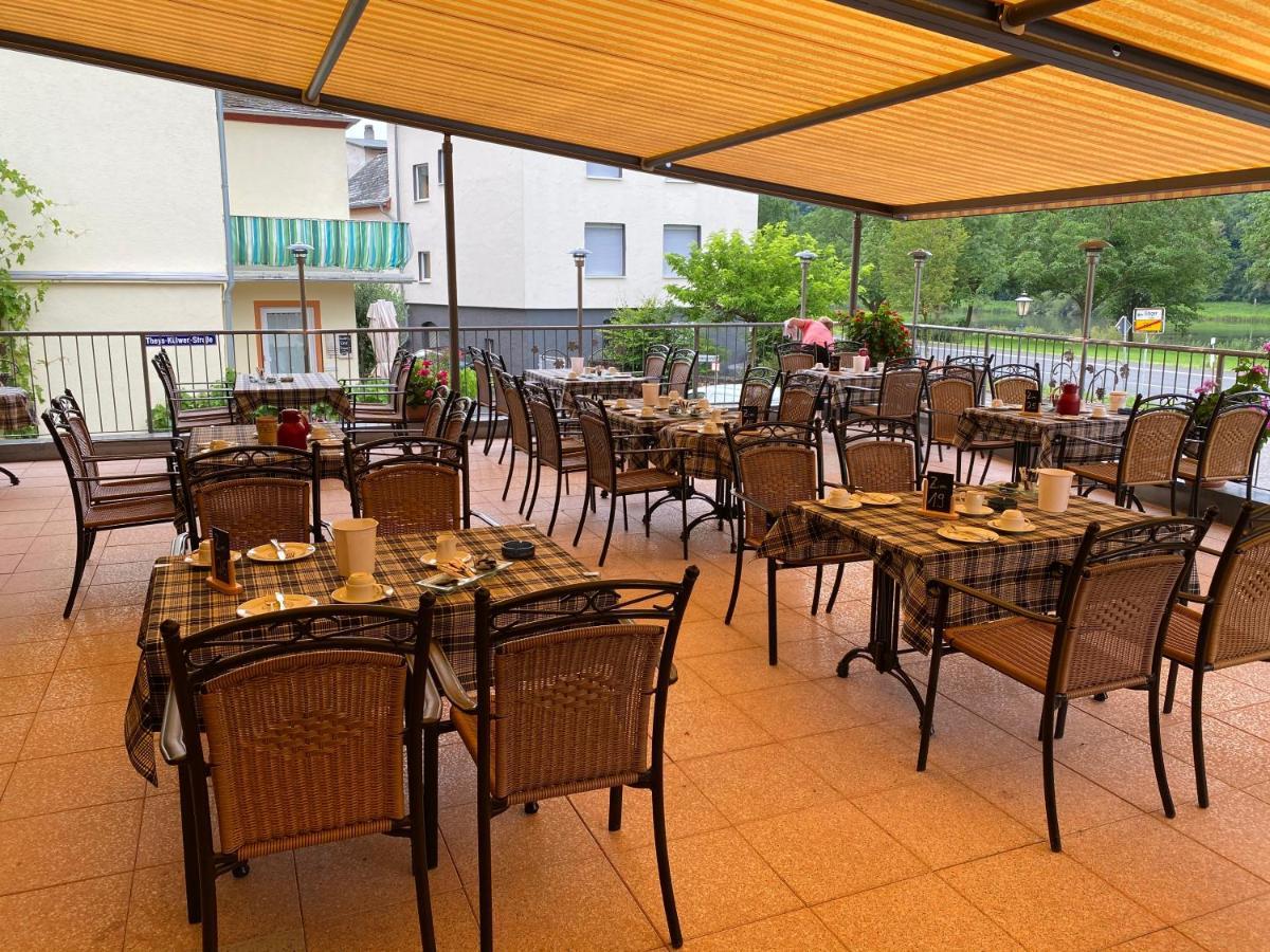 Hotel Moselterrasse Ediger-Eller Esterno foto