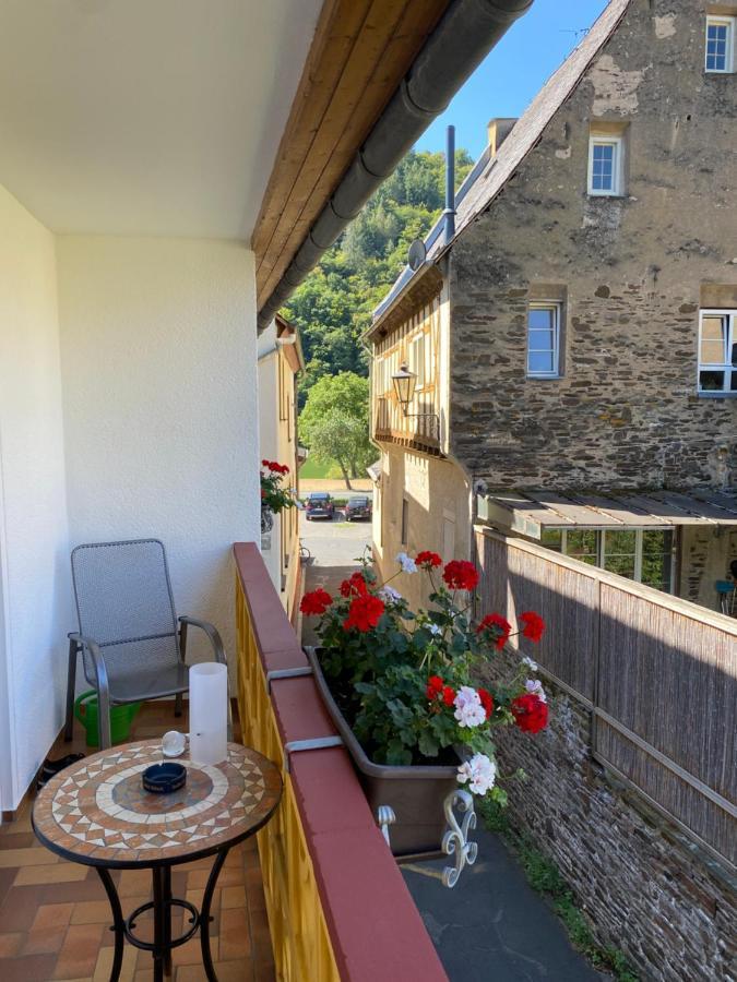 Hotel Moselterrasse Ediger-Eller Esterno foto
